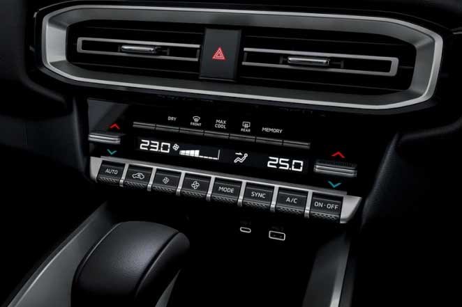 Harga-Mitsubishi-Destinator-di-Makassar-interior-detail-5.jpg